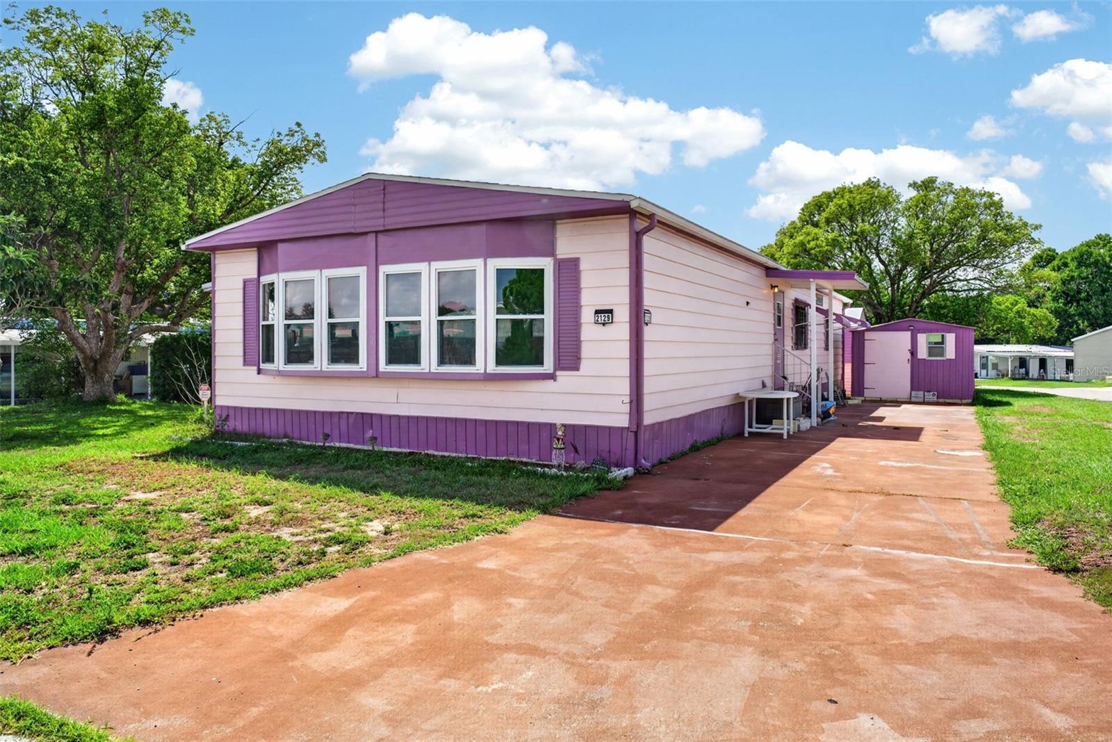 2129 Lois Blvd