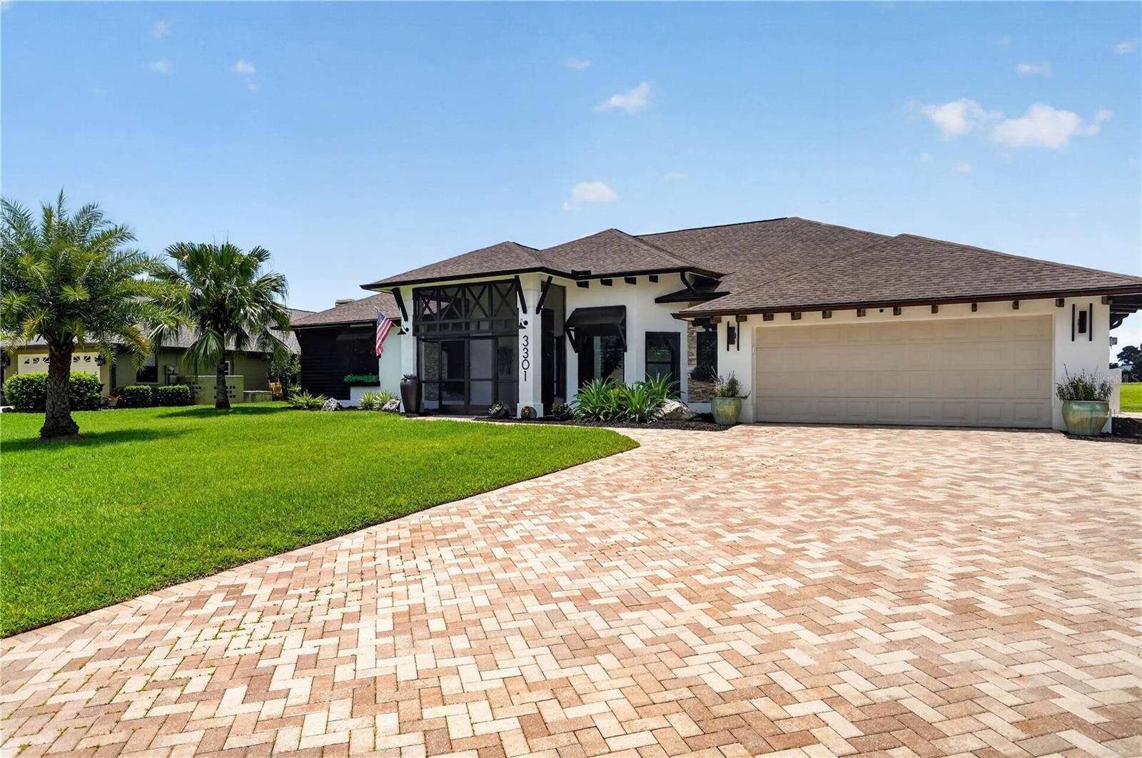3301 Lakeside Cir