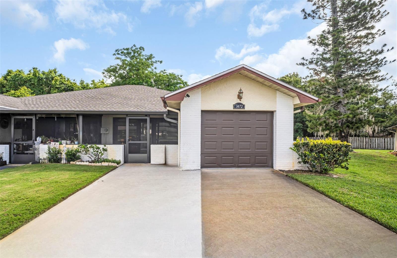 3472 MacLaren Dr