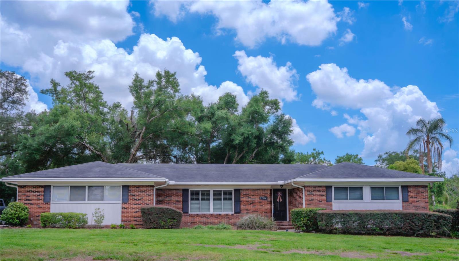 1709 Virginia CT
