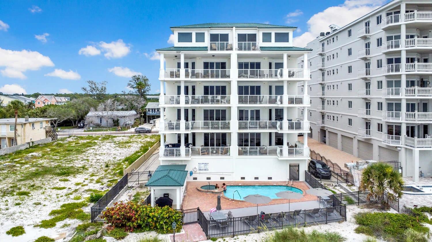 19734 Gulf Blvd #402