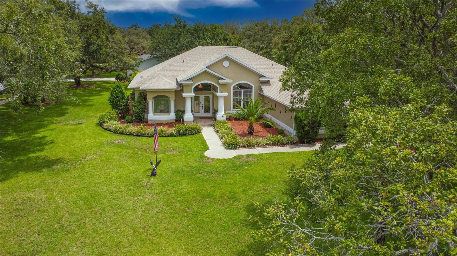 13807 Eagles Rock CT