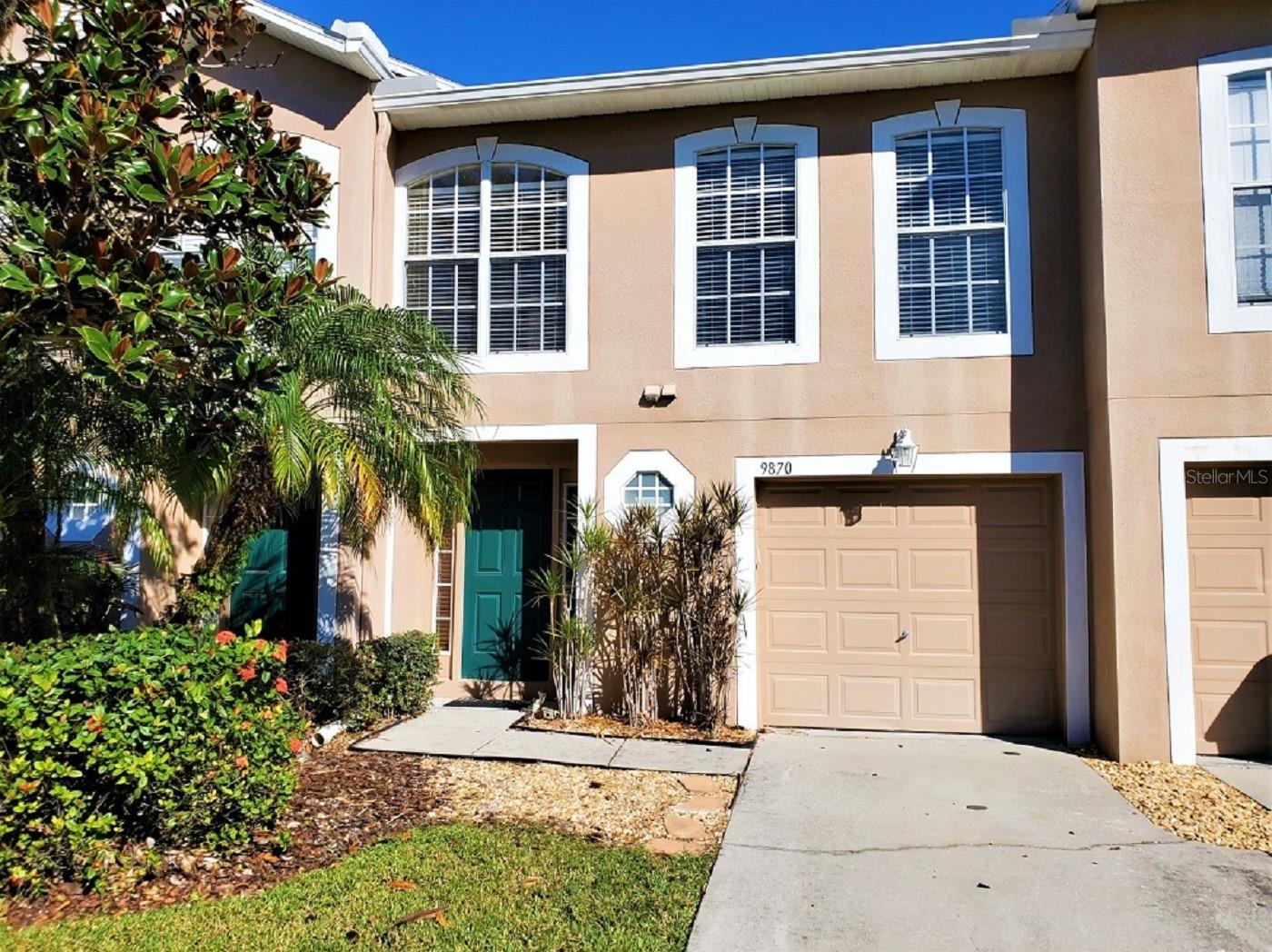 9870 Ashburn Lake Dr