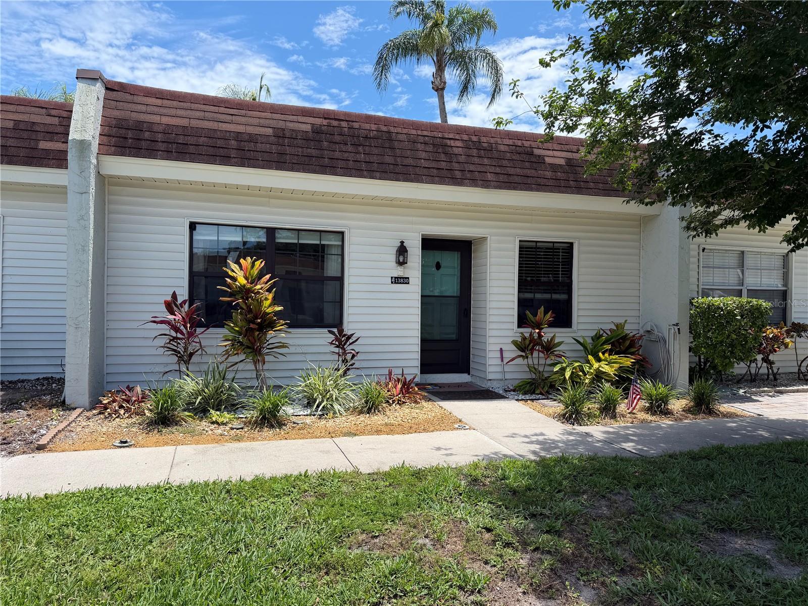 13830 Mission Oaks Blvd #13830