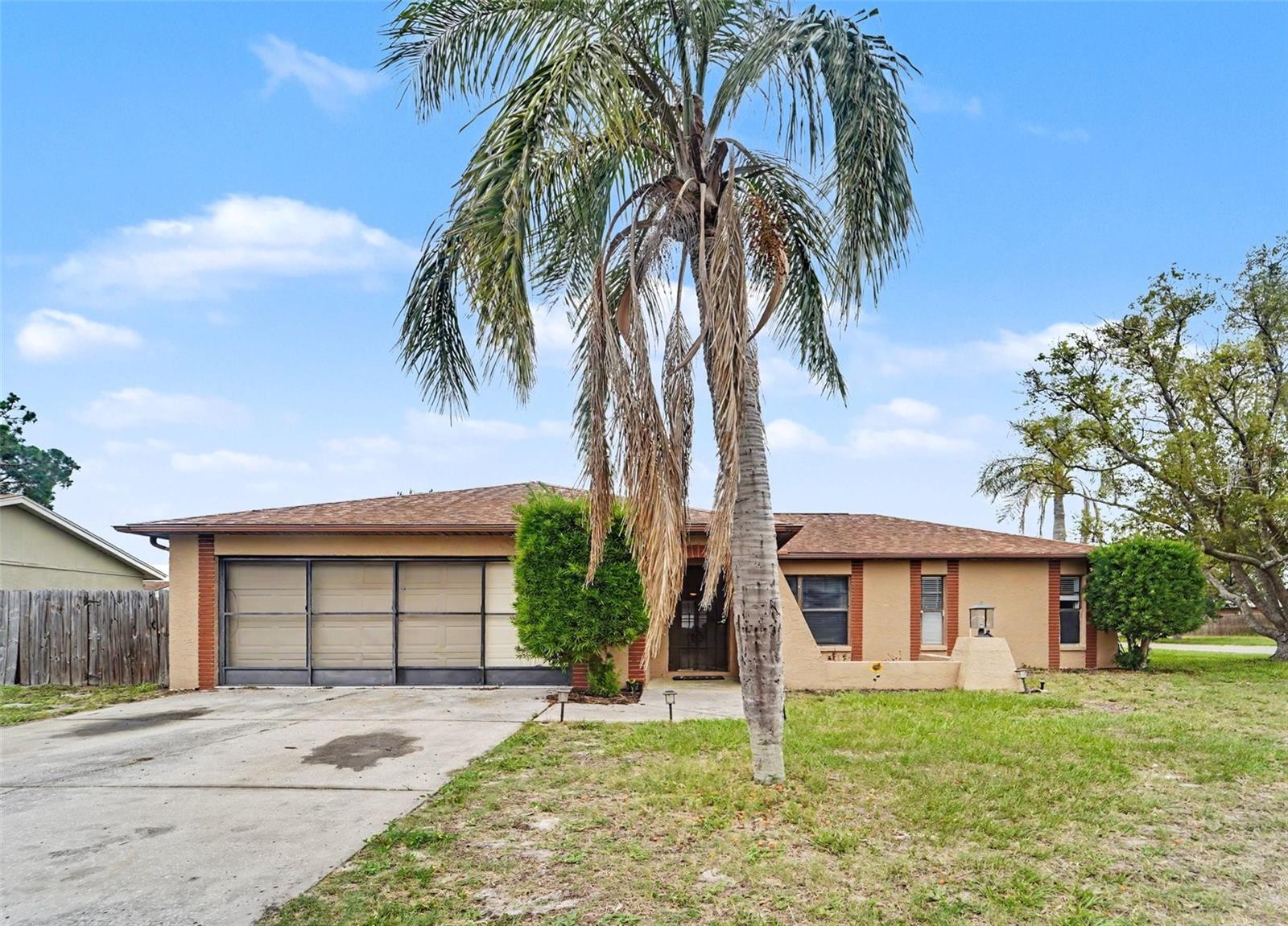 1215 Persimmon Dr