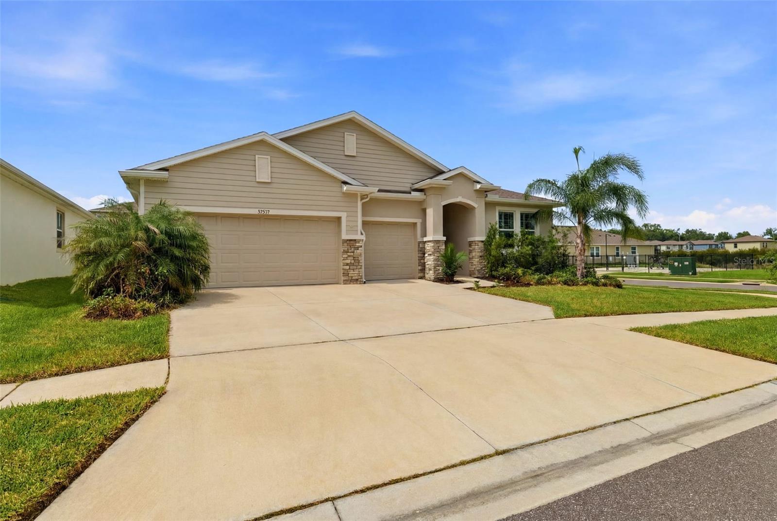 32337 Conchshell Sail St