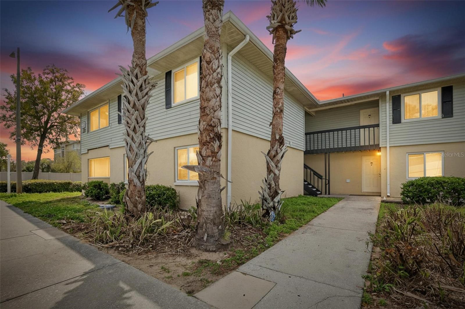 202 Red Maple Pl #202
