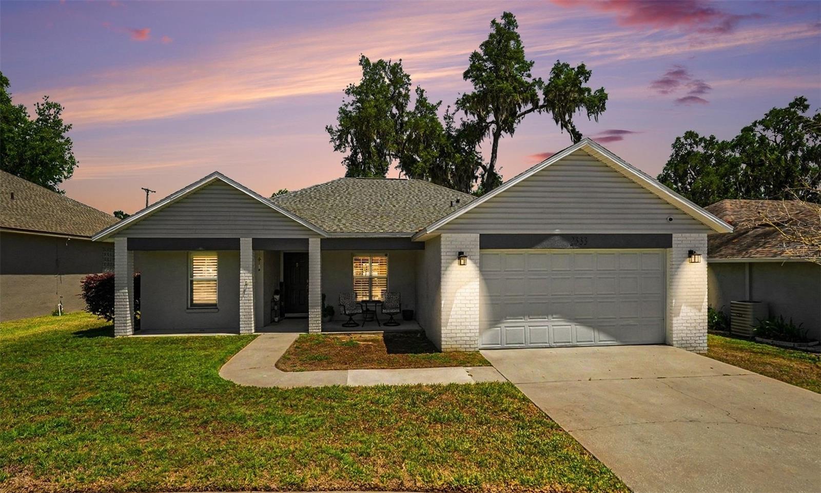 2333 Towering Oaks Cir