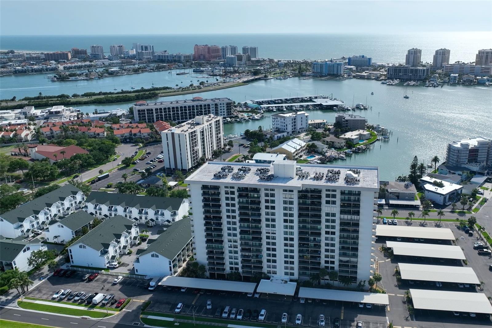 400 Island Way #1004