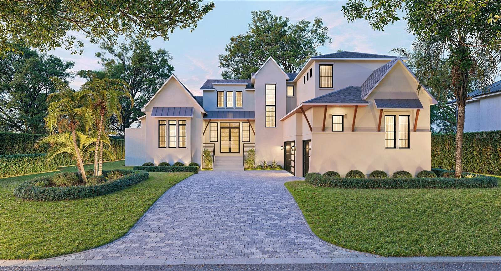 1395 Harbor Dr