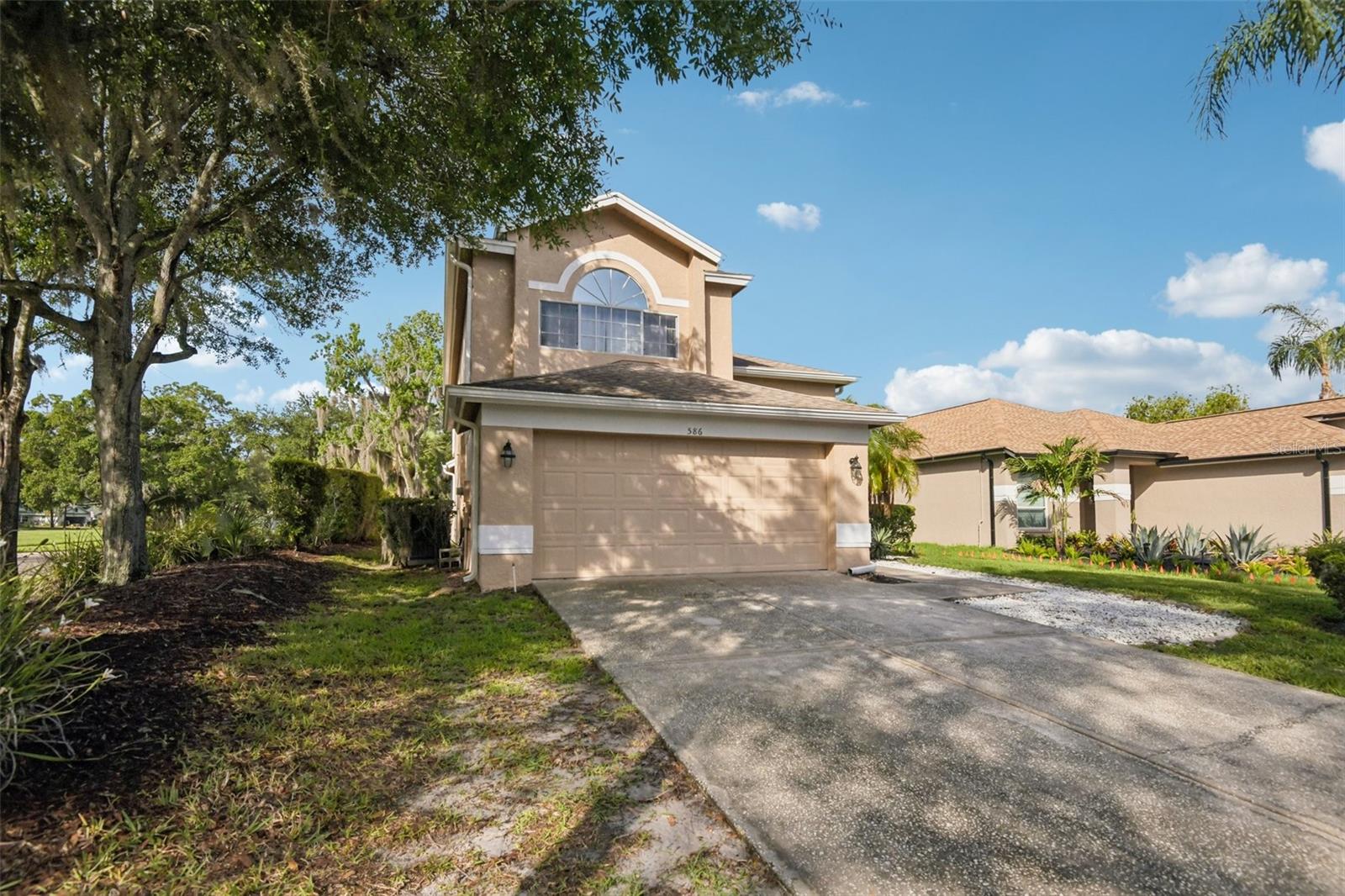 586 Kingsmill CT
