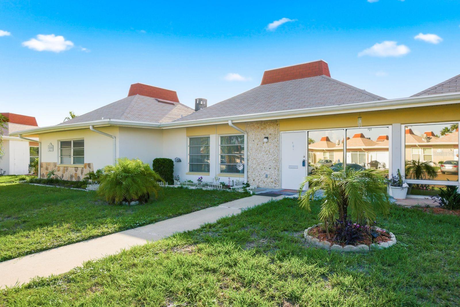 4344 Tahitian Gardens Cir #B