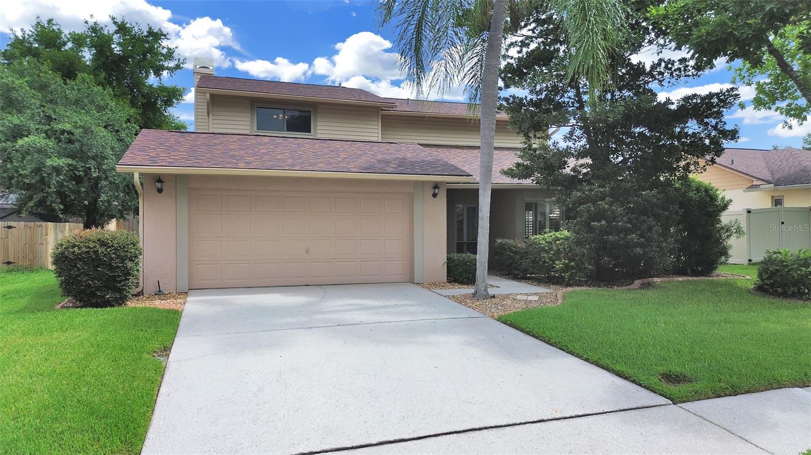 1367 Corner Oaks Dr