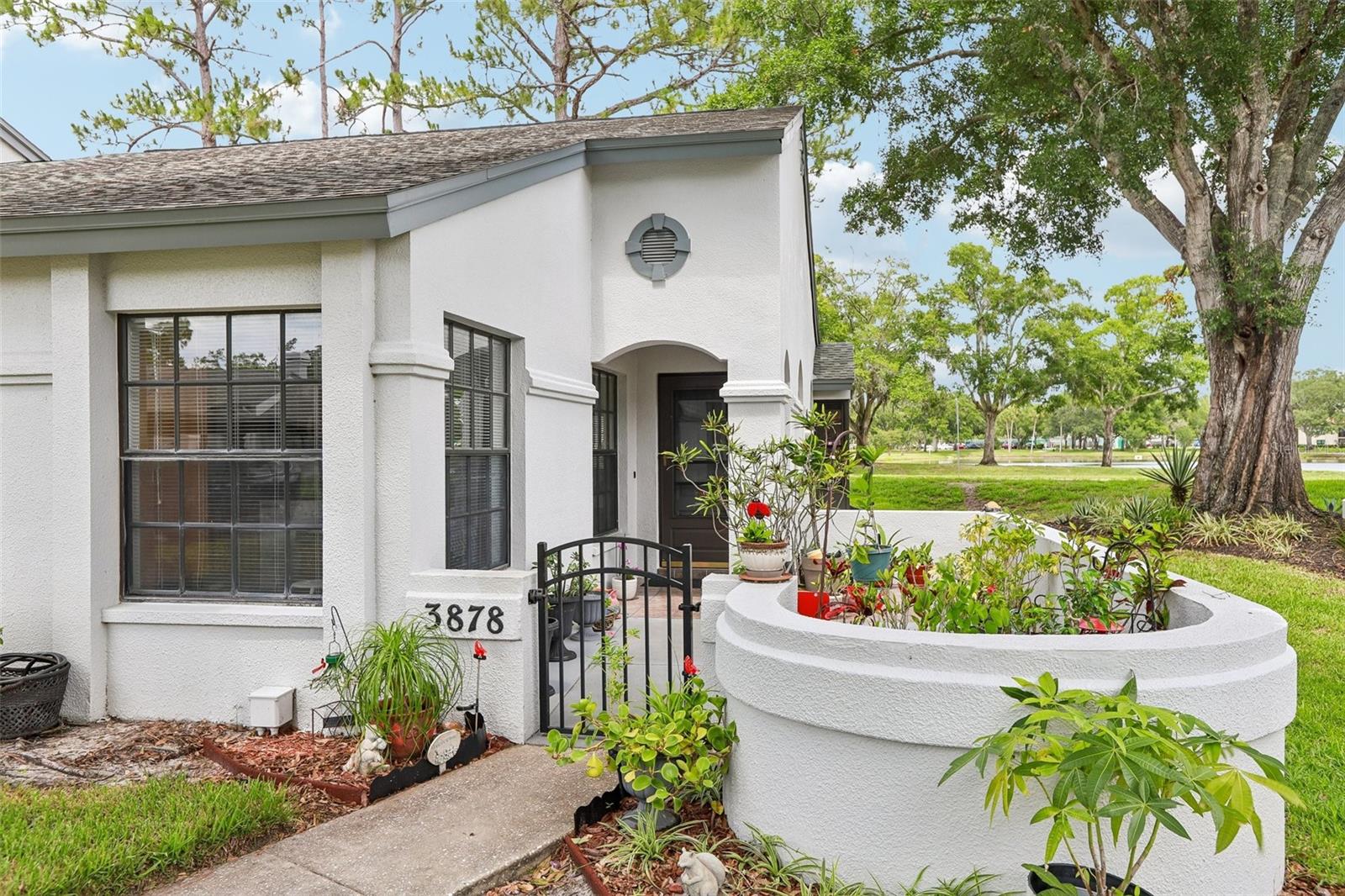 3878 Tanager Pl