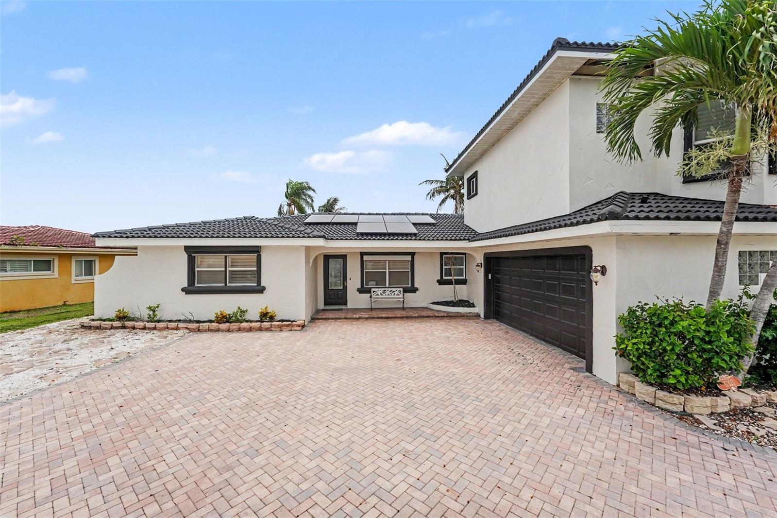 17323 Kennedy Dr