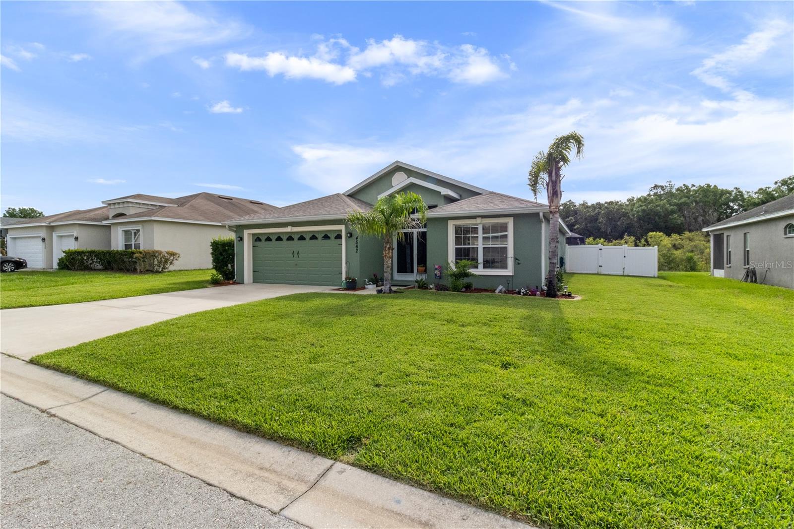 4562 Fairway Oaks Dr