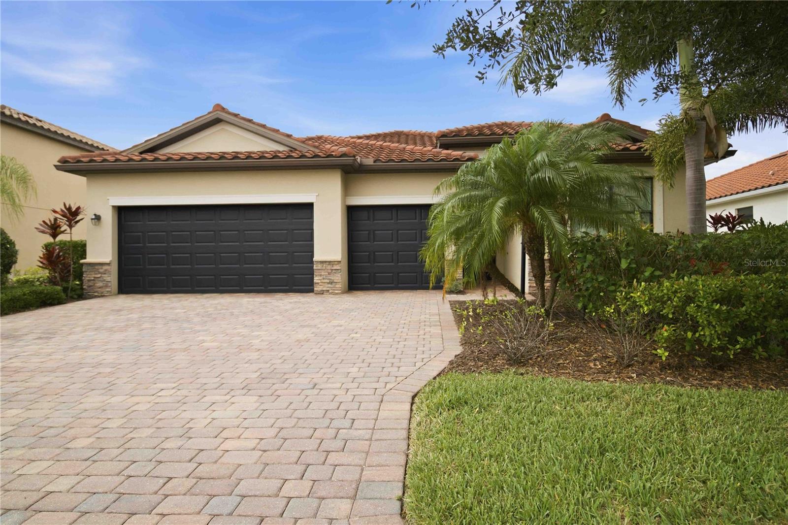 13422 Saw Palm Creek Trl