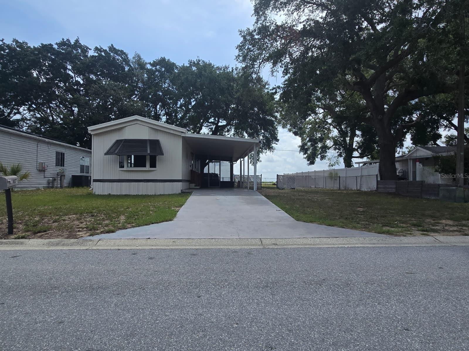 1807 Pauline Dr #279