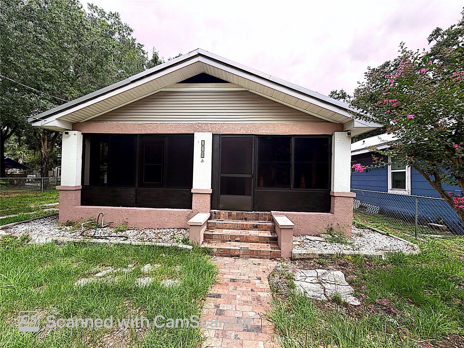 118 W Drew St