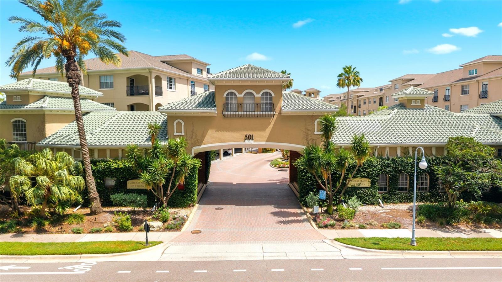 501 Knights Run Ave #1325