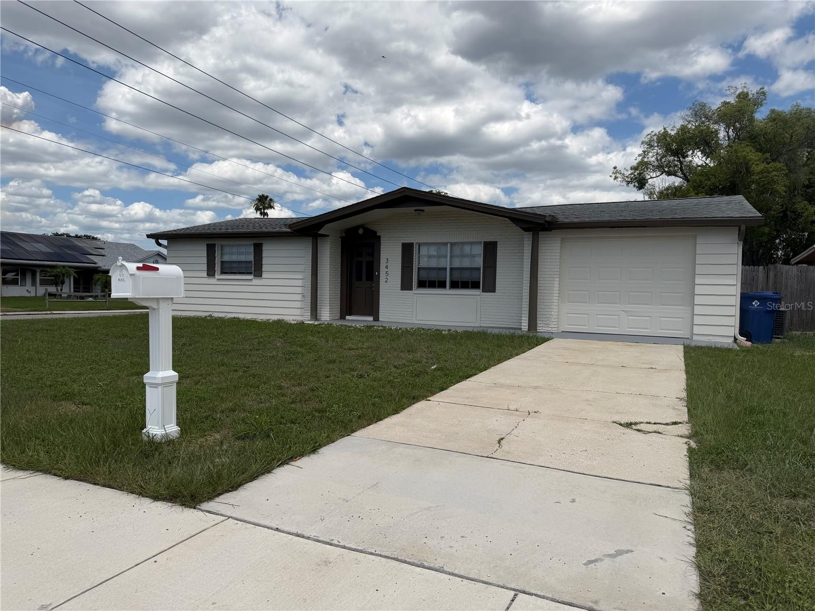 3452 Columbus Dr