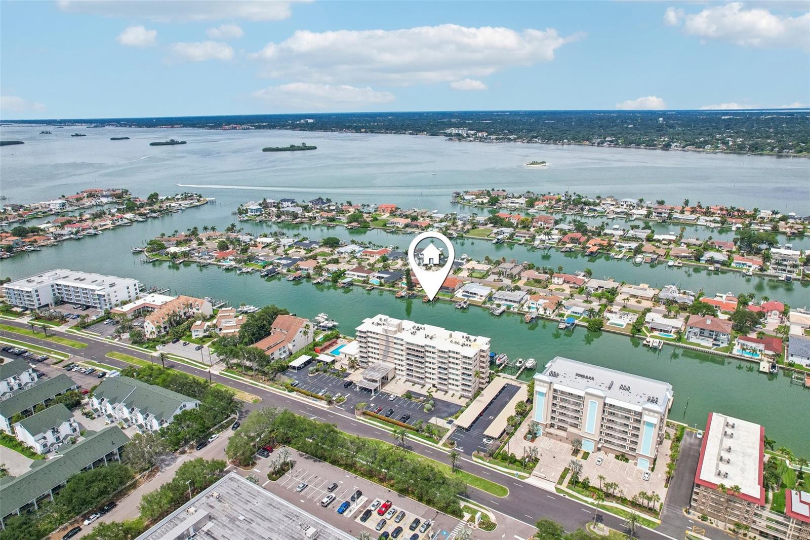 223 Island Way #4C