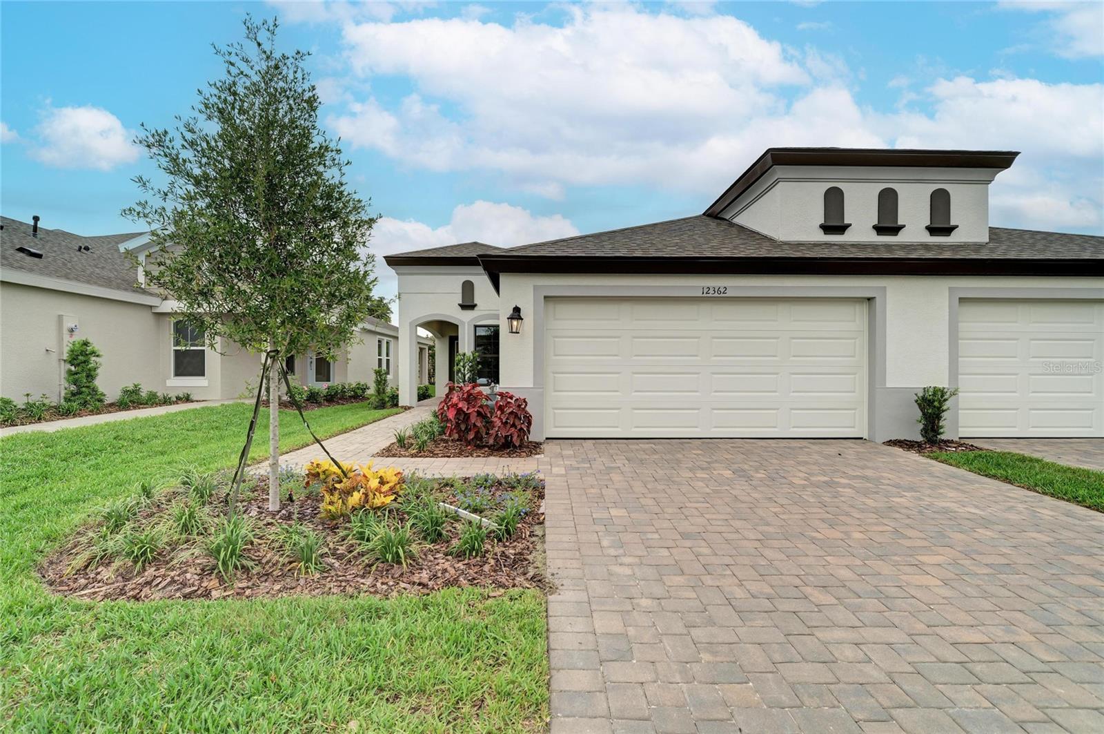 12362 Oak  Hill Way