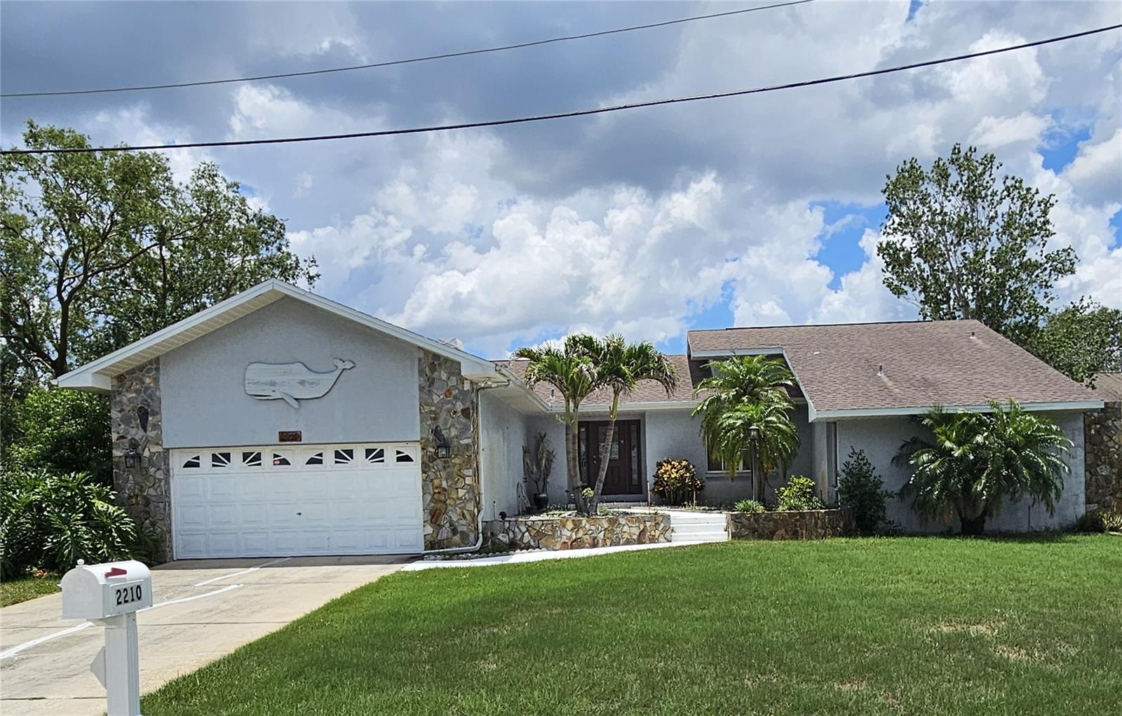 2210 Bayou Dr