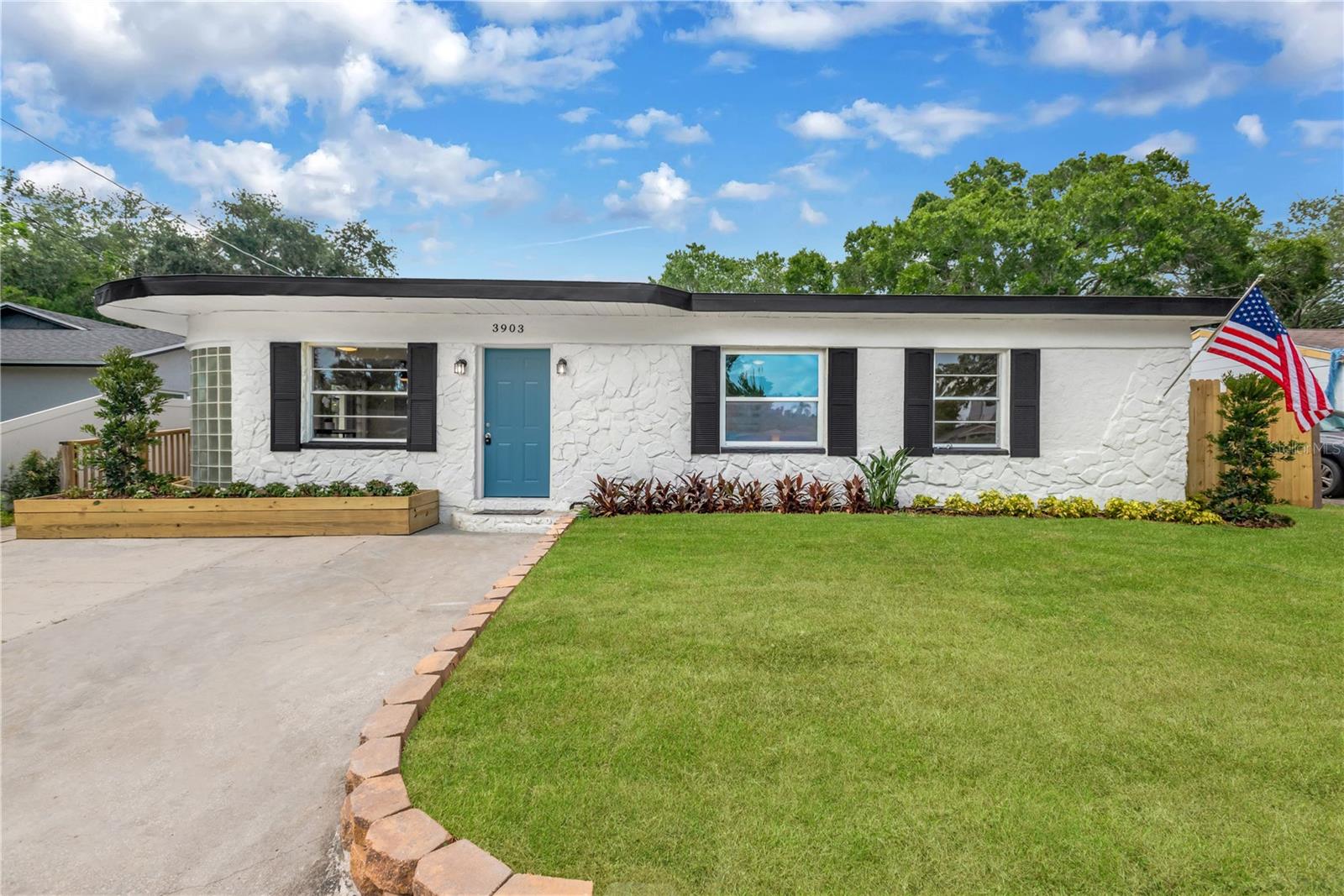 3903 W Palmetto St