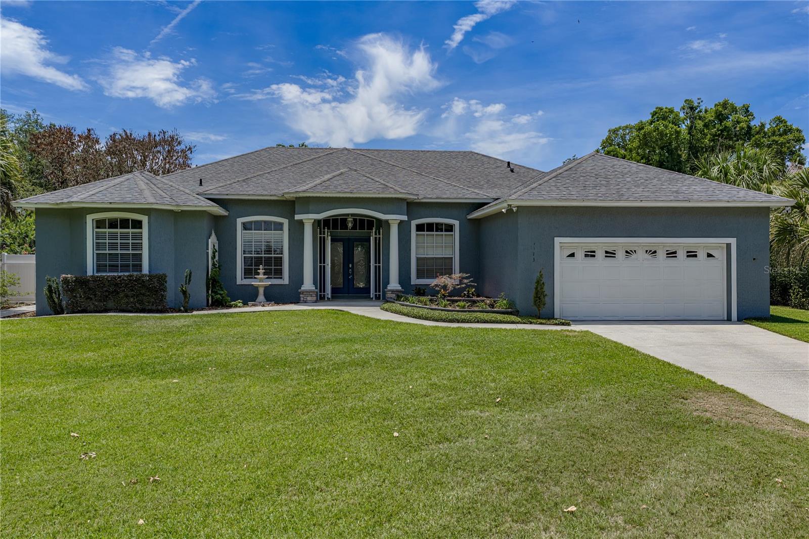 1113 Sugartree Dr N