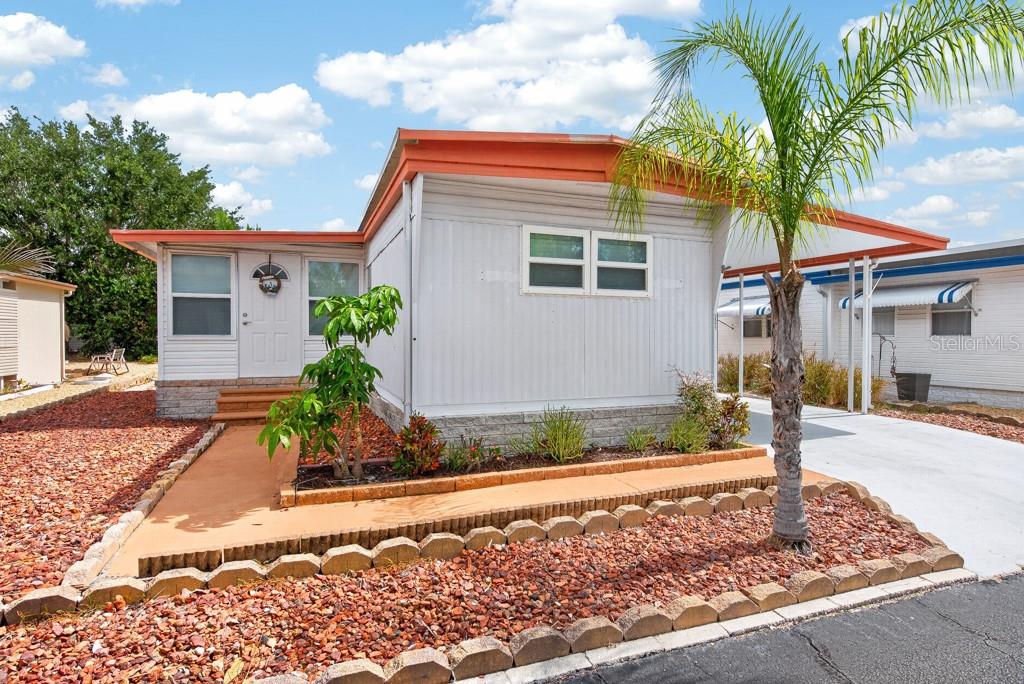 3527 Tiki Dr