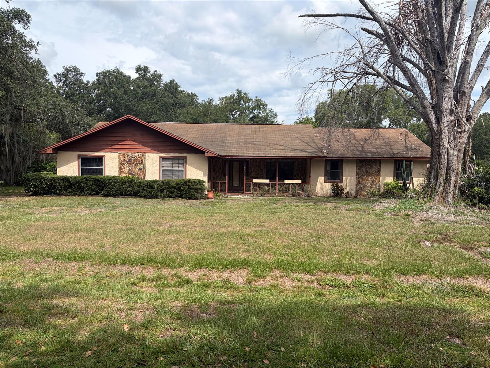 4253 Stafford Dr