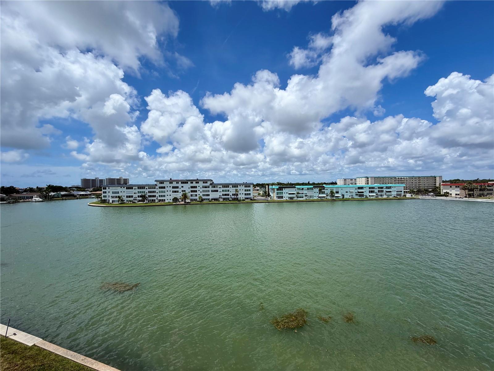 6025 Shore Blvd S #415