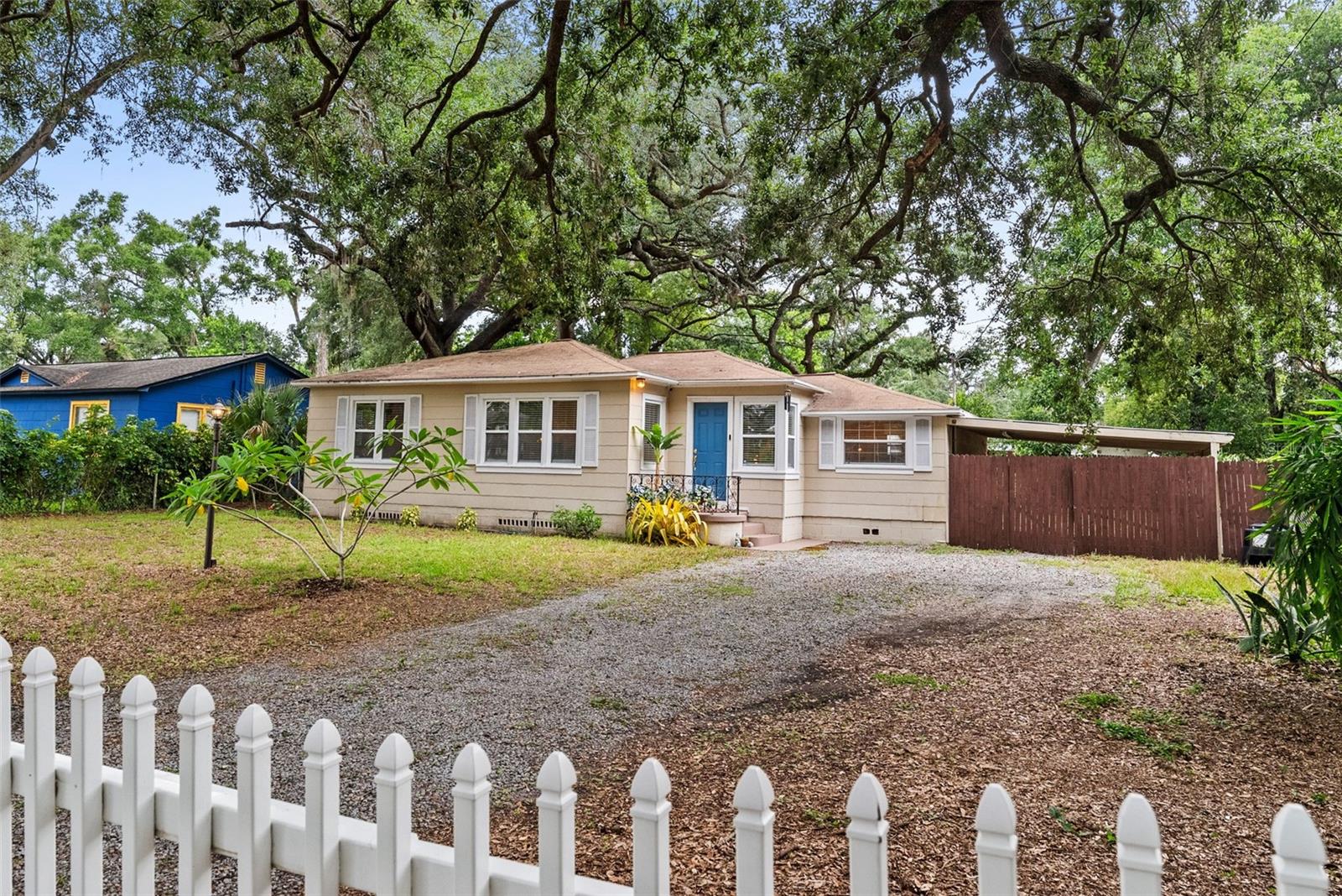 2016 E Powhatan Ave