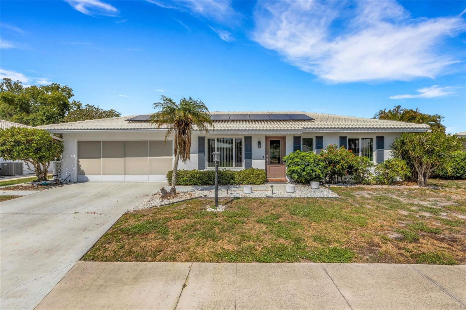 1306 Bottlebrush Dr