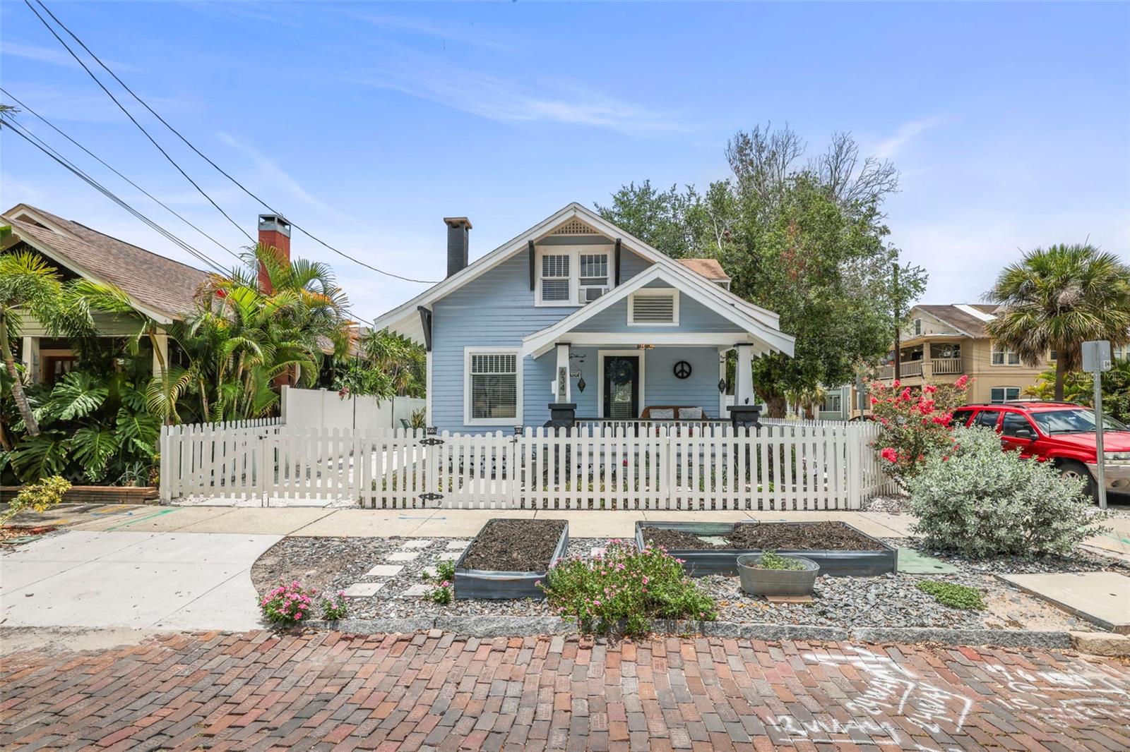 634 6th St N