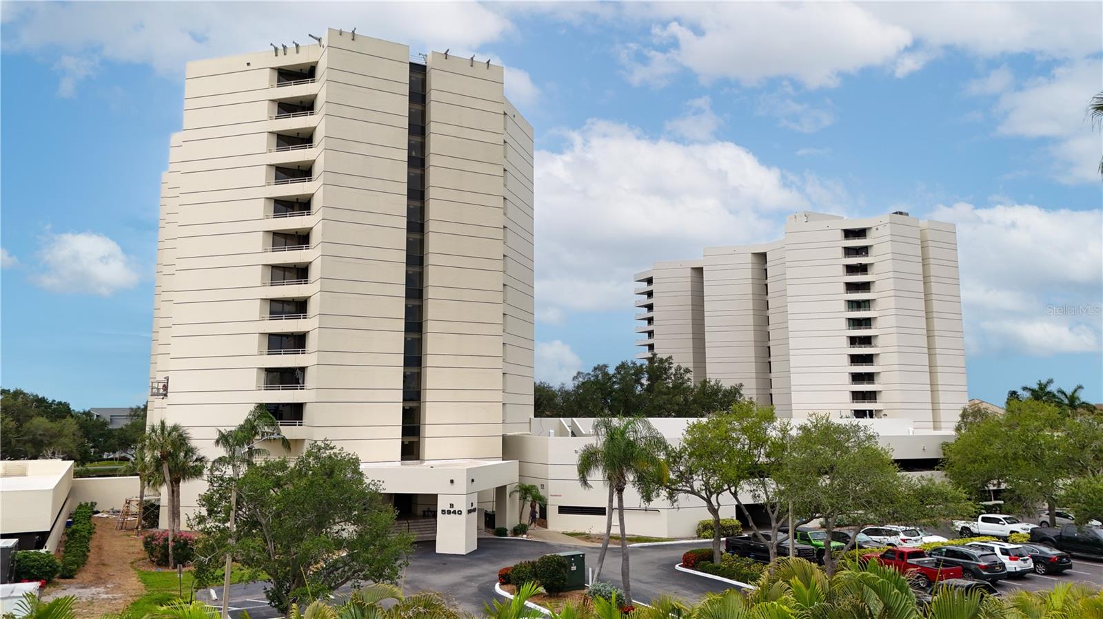 5940 Pelican Bay Plz S #504