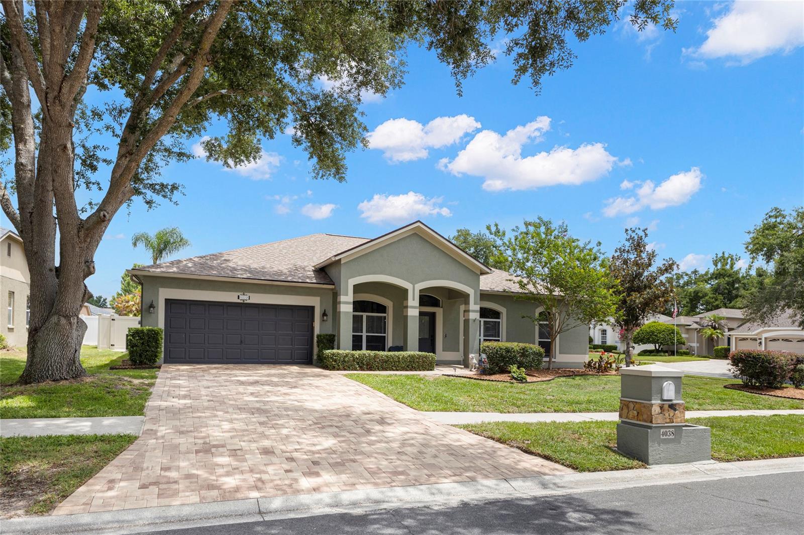 4038 Lithia Ridge Blvd