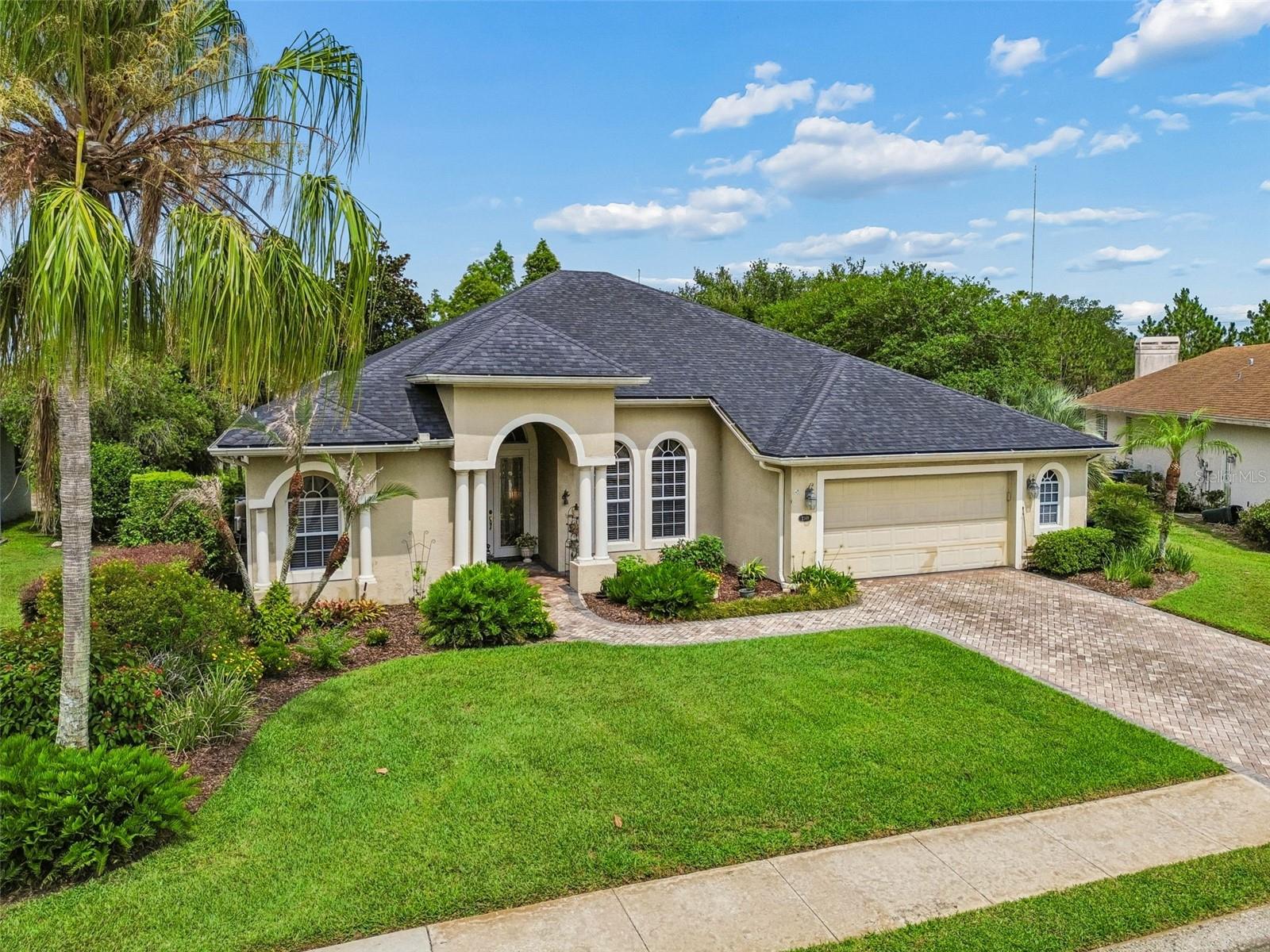 2349 Chesterfield Cir