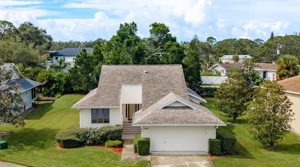1023 Lake Avoca Pl