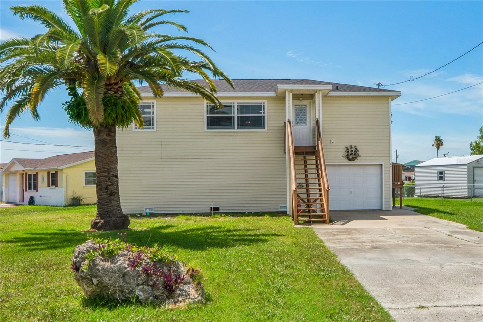 6641 Boatyard Dr