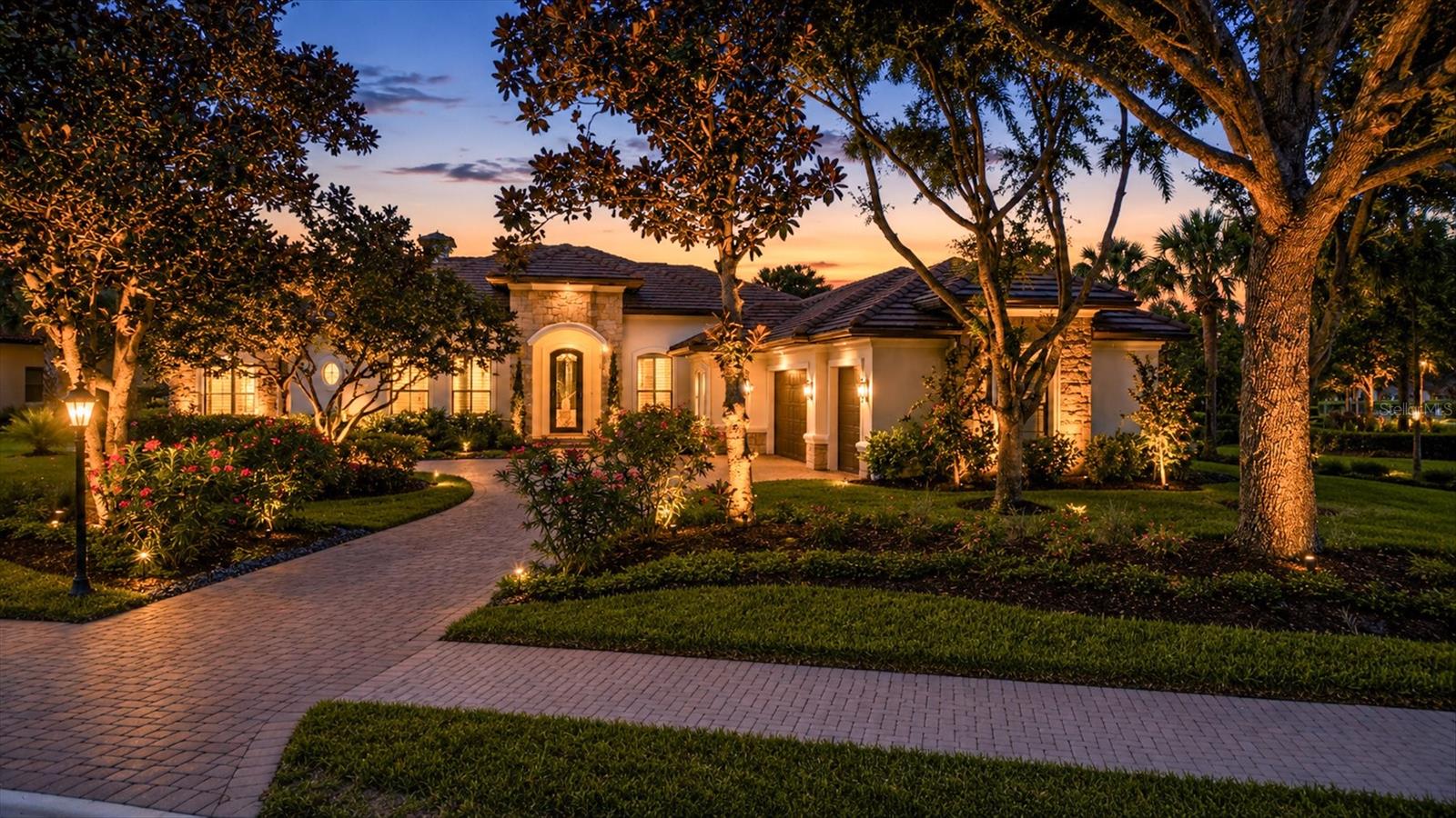 9261 McDaniel Ln