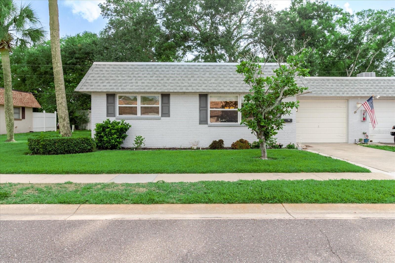1201 Cara Dr