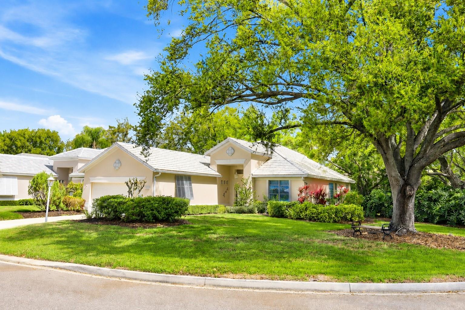 7904 Hampton CT