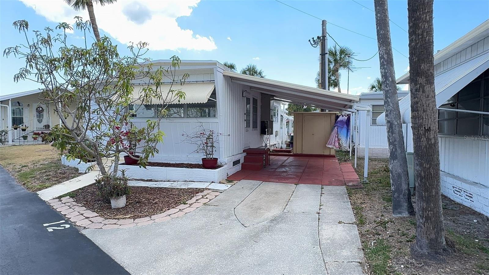 4851 W Gandy Blvd #B4L12