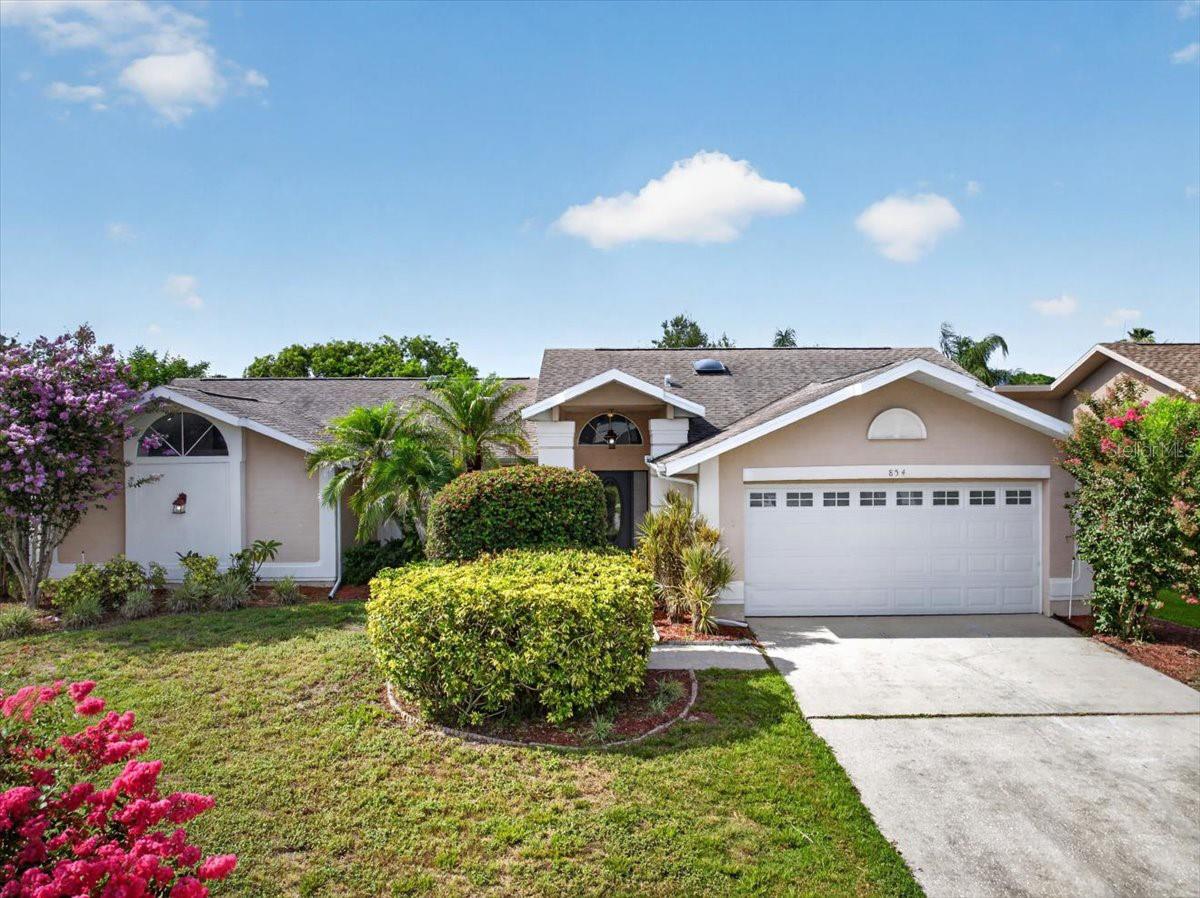 854 Christina Cir