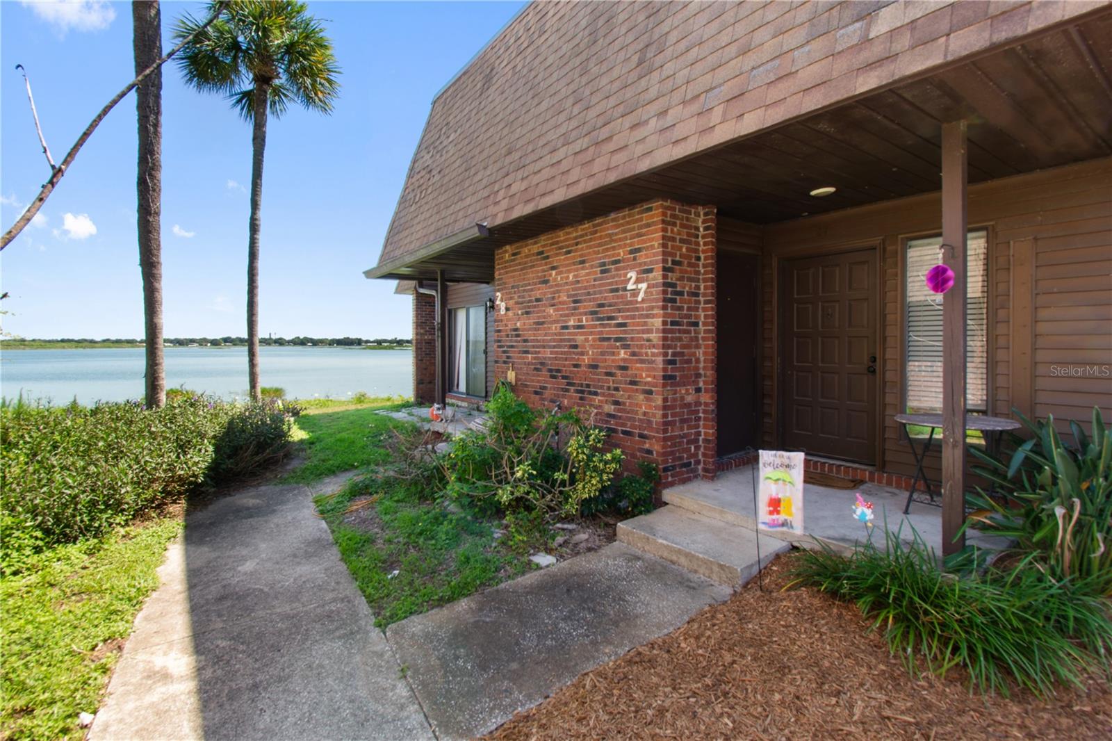 1836 N Crystal Lake Dr #27