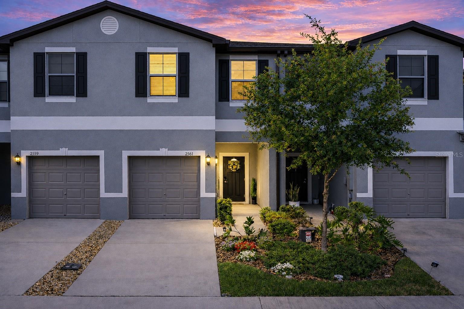 2561 Charlan CT