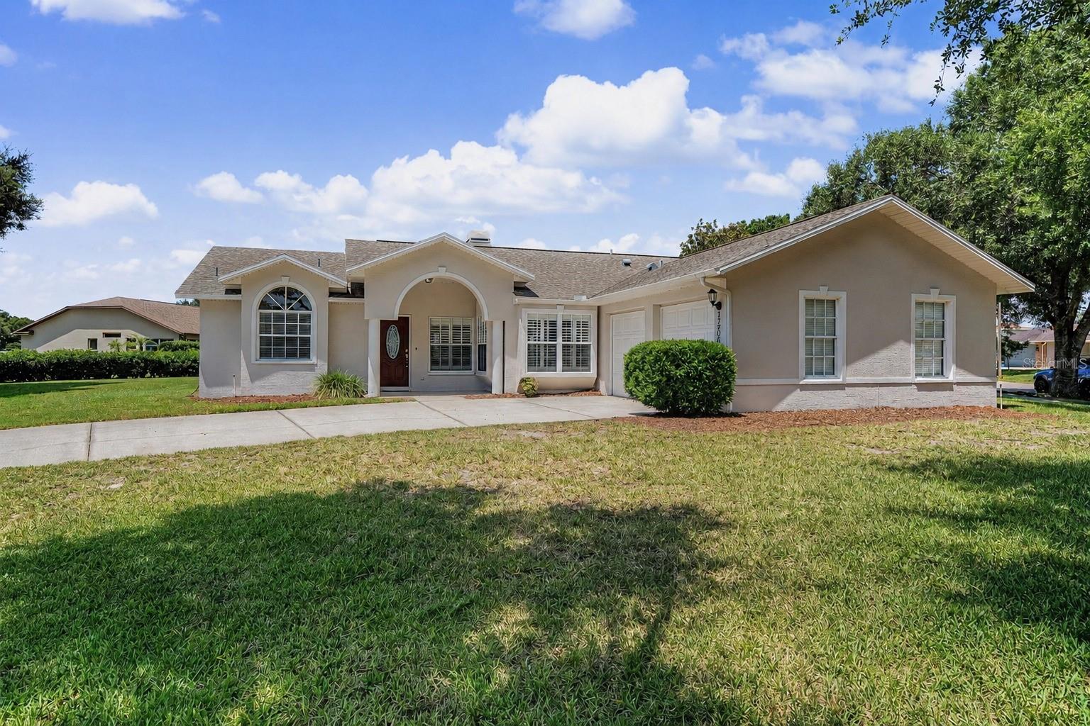 6208 Huntington Drive