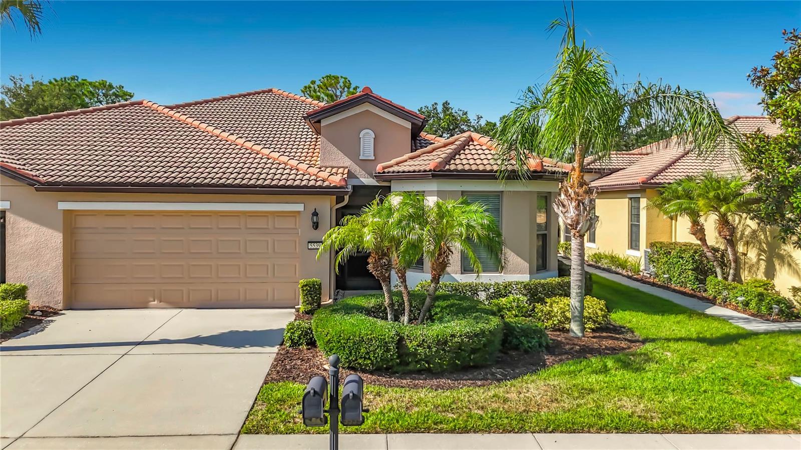 5539 Sunset Falls Dr